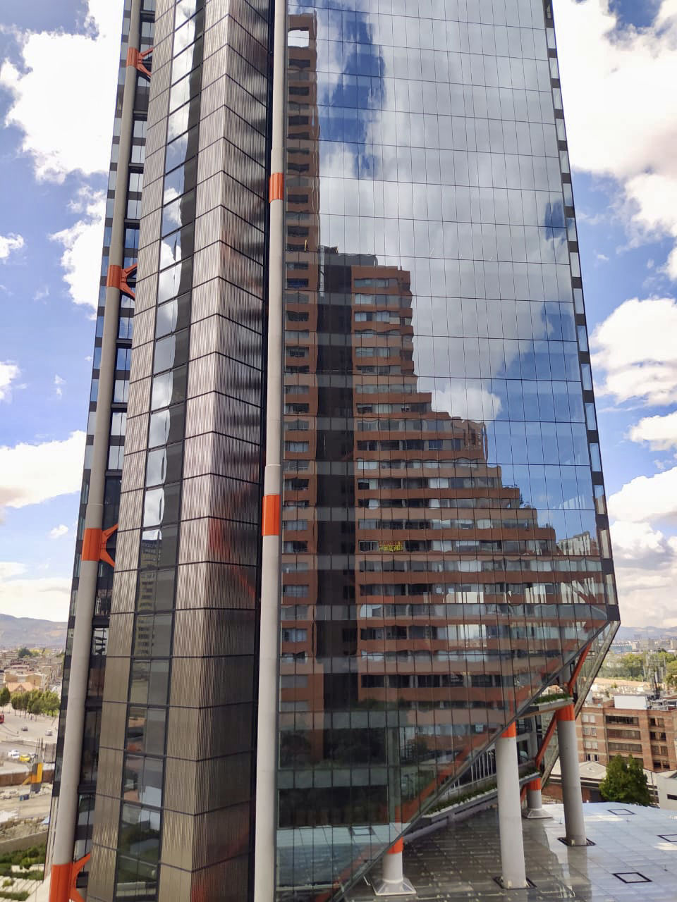 Edificio moderno de oficinas